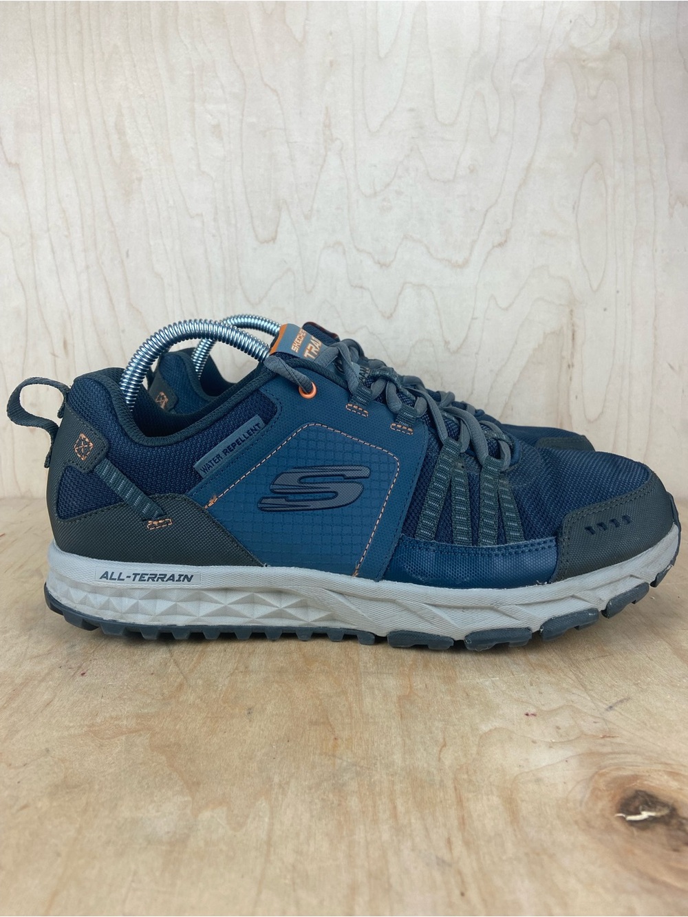 Skechers Men's Escape Plan Hiker Sneakers Size 9